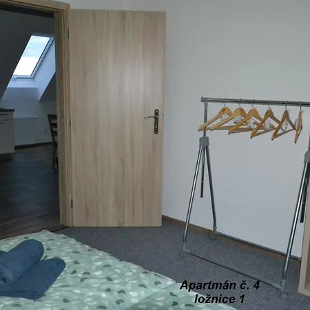 Benatky Apartamento