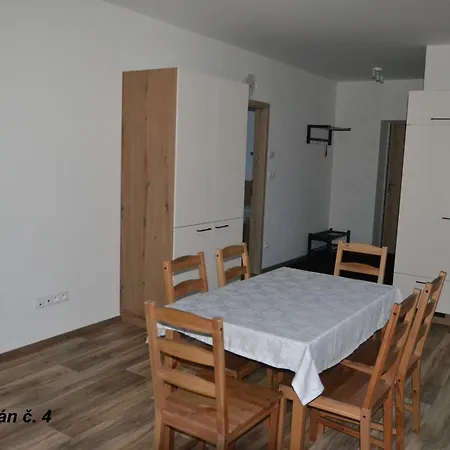 Benatky * Suchdol nad Luznici