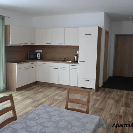Apartamento Benatky