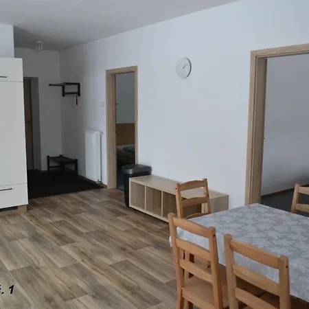 Benatky Apartamento