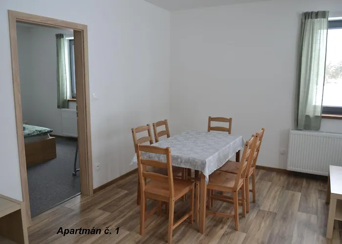 Διαμέρισμα Benatky Suchdol nad Luznici